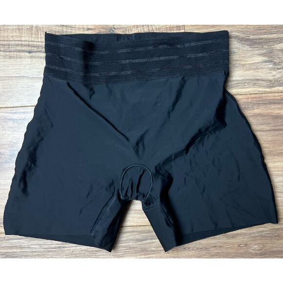 Spanx Girl Short Shaper Targeted Tummy Slimming Smoothing Assets Size Medium - Picture 1 of 5